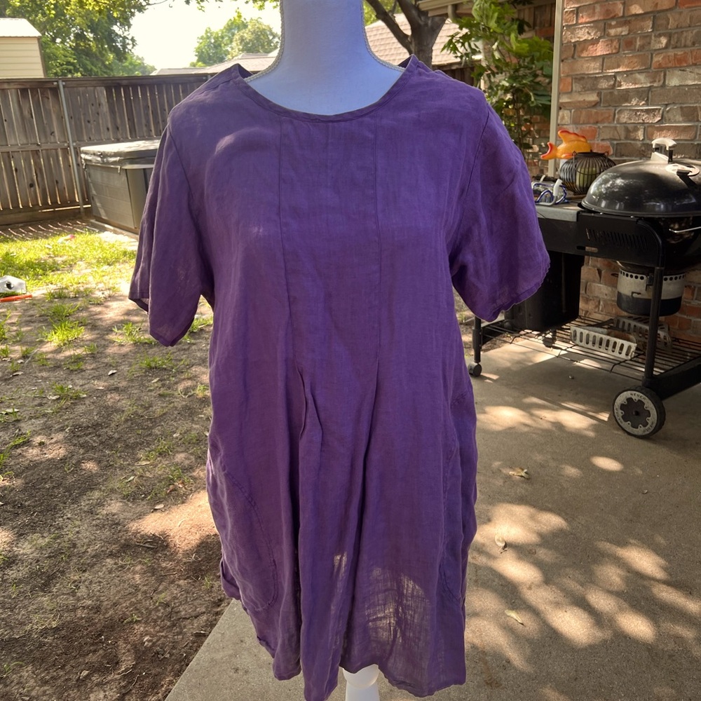 Beautiful purple linen blouse.  (B4)